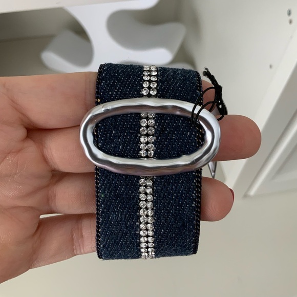 JACQUELINE KENT Denim Crystal Turn Lock Silver Statement Cuff Bracelet BRAND NEW - Picture 8 of 16